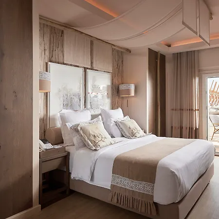 パラディウム 5* プラティス・ヤロス