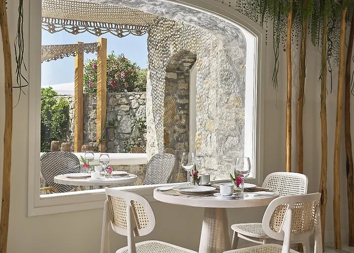 Palladium Hotel Platis Yialos