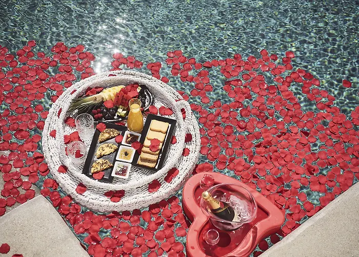 호텔 Palladium Platys Gialos (Mykonos)